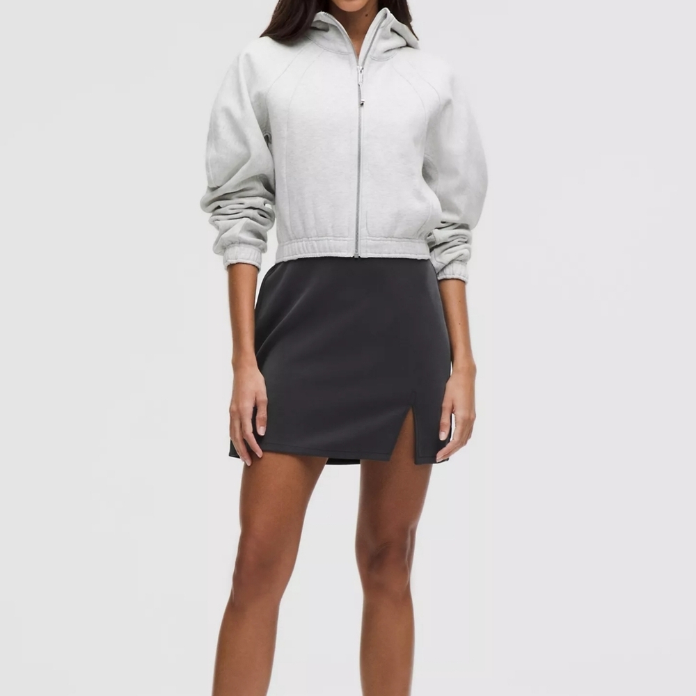 Lululemon Softstreme High-Rise Mini Skirt BLK trendy chic